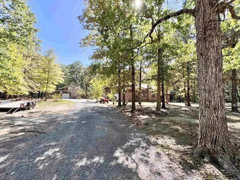 Exterior - 4440 Divoky Rd, Pine Bluff, AR 71603 photo 7 of 9
