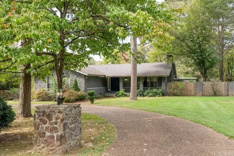 2400 Pinewood Dr, Heber Springs, AR 72543