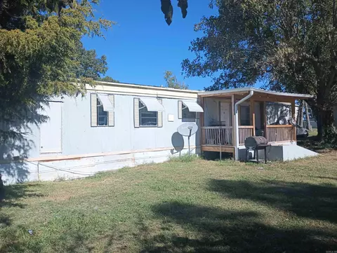 302 W Main St, Marmaduke, AR 72443 photo 1