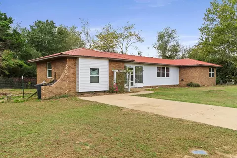 Exterior - 729 Swinging Bridge Rd, Beebe, AR 72012 photo 8 of 9