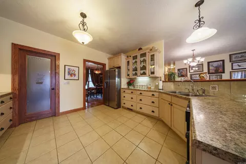 Kitchen - 345 Backbone Rd, Evening Shade, AR 72532 photo 1 of 3
