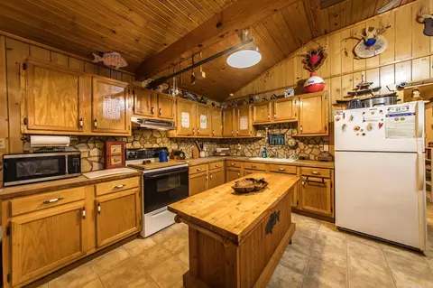 1787 Meadow Creek Rd, Clinton, AR 72031 photo 8
