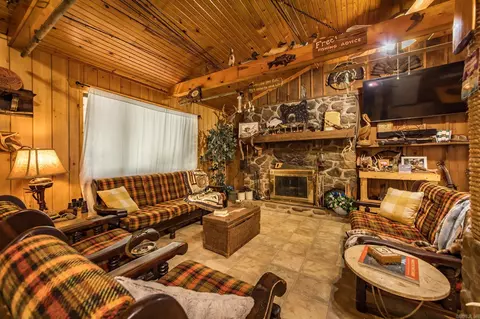 1787 Meadow Creek Rd, Clinton, AR 72031 photo 11