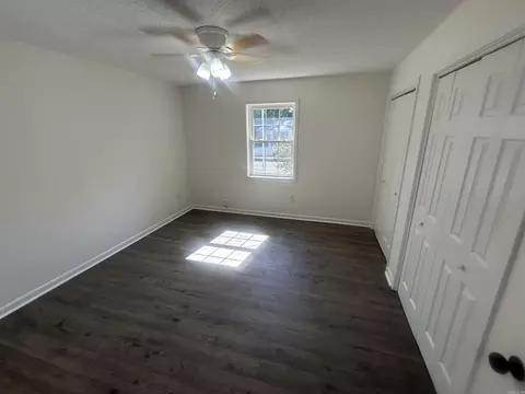 Bedroom - 66 Mohawk, Searcy, AR 72143 photo 3 of 4
