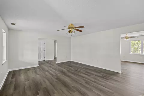 Living - 130 Jamie Ln, Beebe, AR 72012 photo 4 of 7