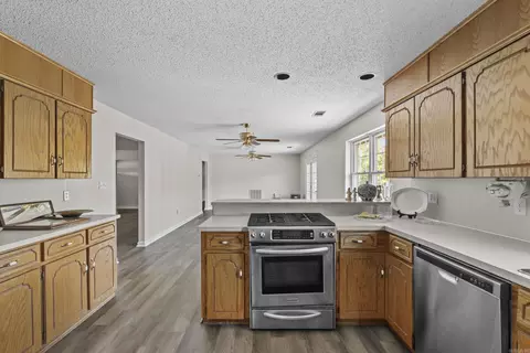 Kitchen - 130 Jamie Ln, Beebe, AR 72012 photo 3 of 3