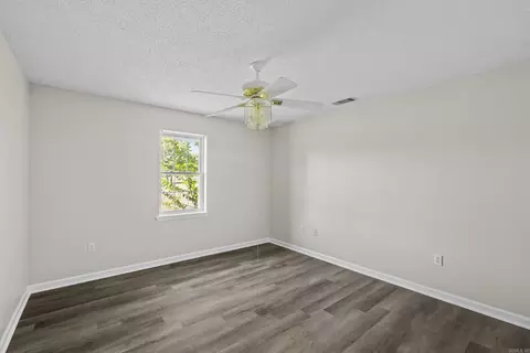 Bedroom - 130 Jamie Ln, Beebe, AR 72012 photo 3 of 6