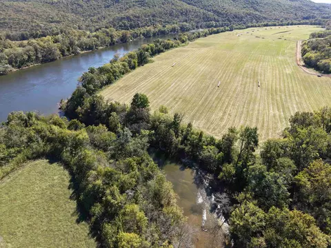70 Highway 5 N # A, Mountain View, AR 72560