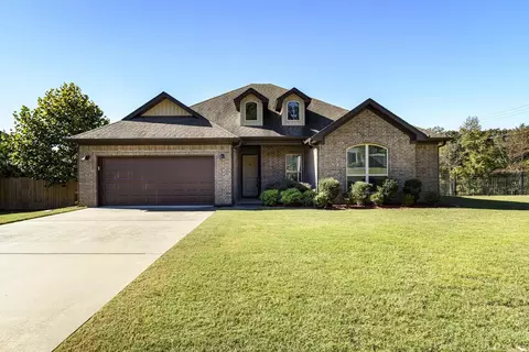 18925 Lochridge Dr, Little Rock, AR 72210