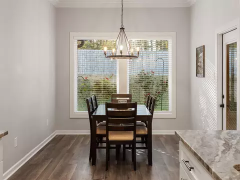 Dining - 1433 Woolridge Dr, Benton, AR 72015 photo 2 of 2