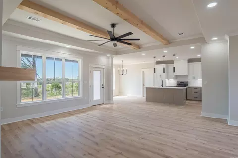Living - 240 Michelle Dr, Beebe, AR 72012 photo 3 of 6