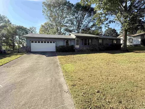105 Tamarack Ct, Hot Springs, AR 71901