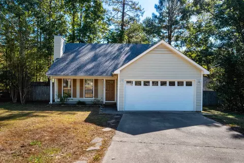 14808 White Oaks Ln, Mabelvale, AR 72103