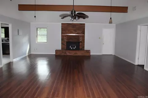 Living - 7728 Gaddy Koonce Rd, Pine Bluff, AR 71603 photo 1 of 5