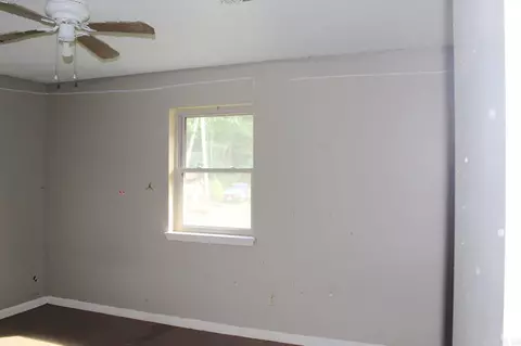 Bedroom - 7728 Gaddy Koonce Rd, Pine Bluff, AR 71603 photo 1 of 10