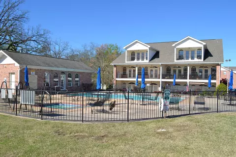 451 Lakeland Dr #B2, Hot Springs, AR 71913