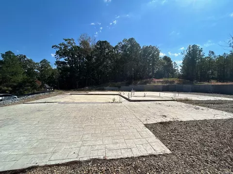 50 Manzanares Dr, Hot Springs Village, AR 71909