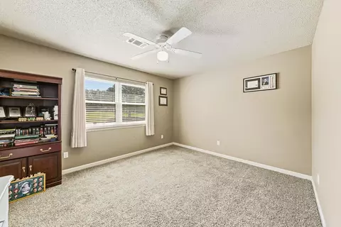 Bedroom - 20 Williamsburg Dr, Cabot, AR 72023 photo 4 of 4