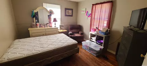Bedroom - 2104 W 21st Ave, Pine Bluff, AR 71603 photo 2 of 2