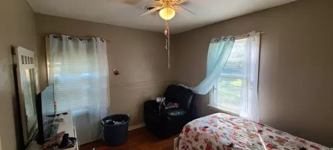 Bedroom - 2104 W 21st Ave, Pine Bluff, AR 71603 photo 1 of 2