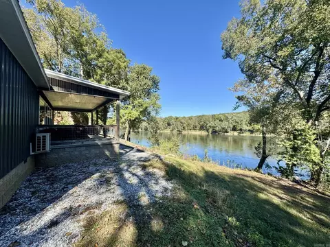 Exterior - 701 Sunset Vly, Mountain View, AR 72560 photo 9 of 13