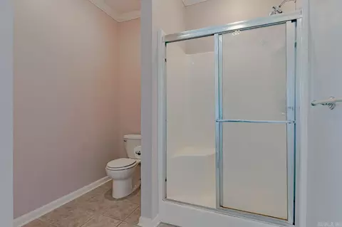 Bath - 901 Balcom Ln, Trumann, AR 72472 photo 3 of 6