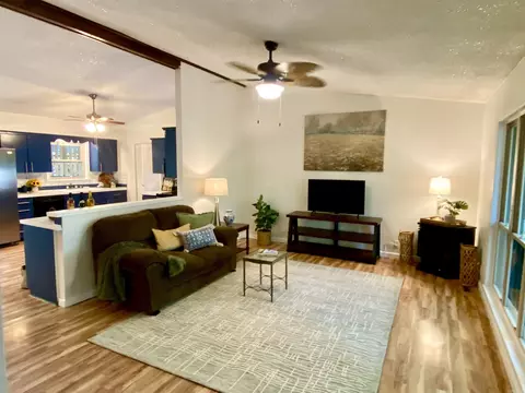5 Alina Ln, Hot Springs Village, AR 71909