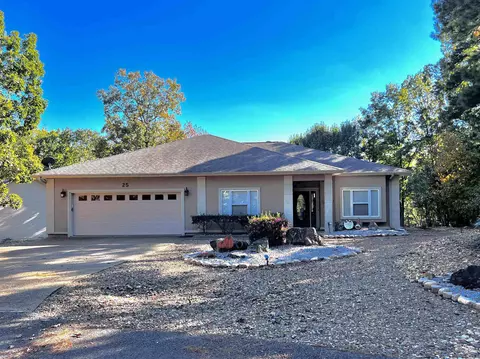 25 Finca Pl, Hot Springs Village, AR 71909