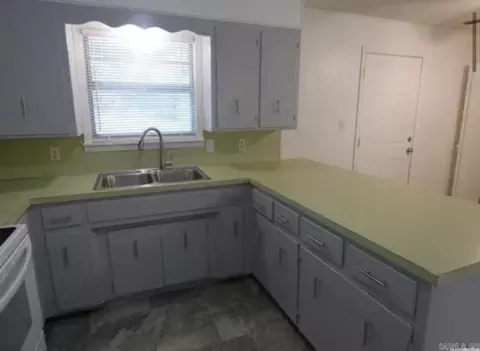 Other - 1427 Maple St, Malvern, AR 72104 photo 5 of 7