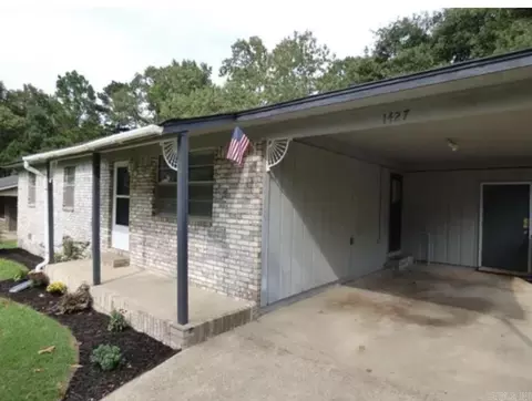 1427 Maple St, Malvern, AR 72104