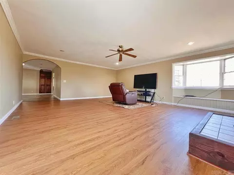 Living - 2543 Bonetown Rd, Sidney, AR 72577 photo 3 of 3