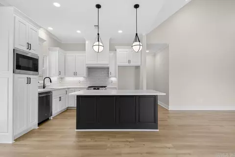 Kitchen - 234 Cason Hill Blvd, Bryant, AR 72002 photo 1 of 3