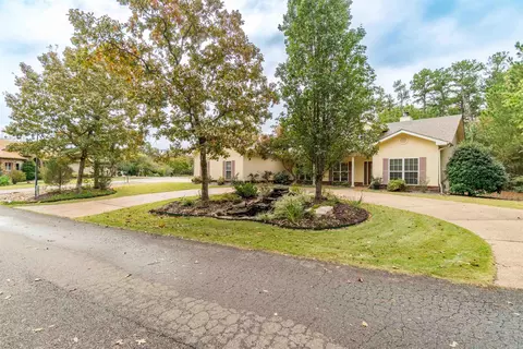 4 Pacifica Way, Hot Springs Village, AR 71909