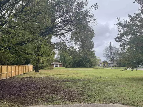 1306 N Mangolia St, North Little Rock, AR 72114