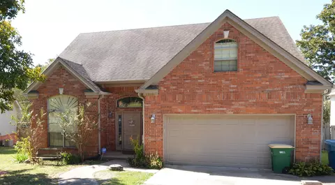 1910 Cherrybend Dr, Little Rock, AR 72211