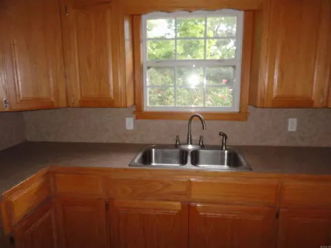 Kitchen - 233 Piney Rd, Marshall, AR 72650 photo 1 of 4