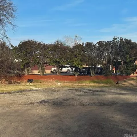 1522 Mill St, Conway, AR 72034