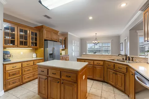 Kitchen - 24 Talladega Loop, Cabot, AR 72023 photo 2 of 3