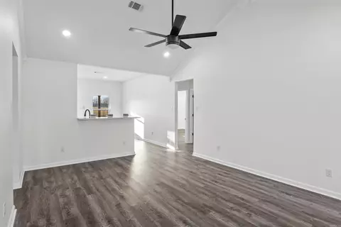 202 S Apple St, Beebe, AR 72012 photo 6