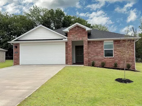 108 E Sunbelt Ct, Mayflower, AR 72106