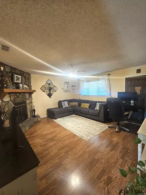 Living - 110 Terrell St, Murfreesboro, AR 71958 photo 1 of 1