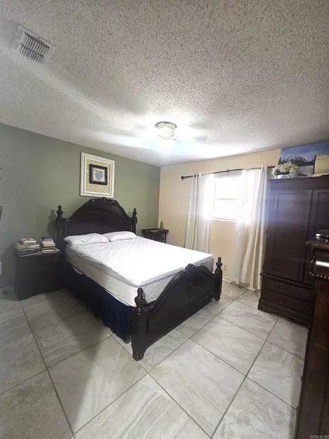 Bedroom - 110 Terrell St, Murfreesboro, AR 71958 photo 1 of 3