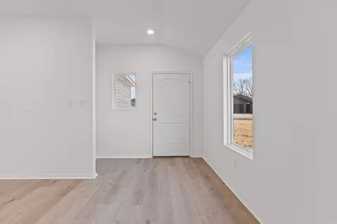 Entry Way - 104 Jasmine Ct, Beebe, AR 72012 photo 1 of 7