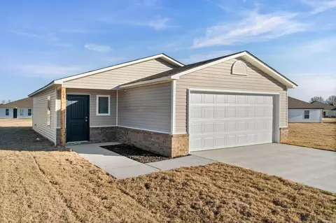 Exterior - 104 Jasmine Ct, Beebe, AR 72012 photo 3 of 4