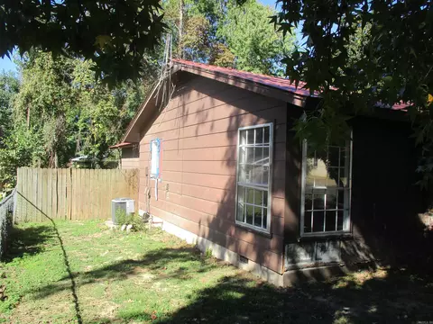 1104 N 4th St, Paris, AR 72855 photo 5