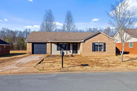 87 Lelia Ln, Searcy, AR 72143