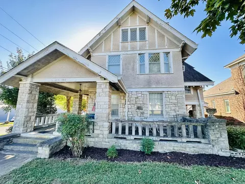 292 E Boswell St, Batesville, AR 72501