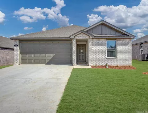 250 Bighorn Trl, Maumelle, AR 72113