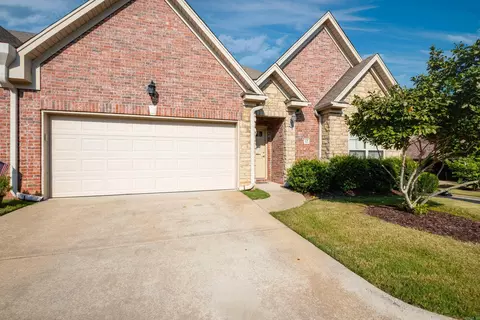 32 Valletta Cir, Little Rock, AR 72223