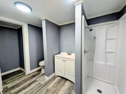 Bath - 551 N School St, Bearden, AR 71720 photo 1 of 2